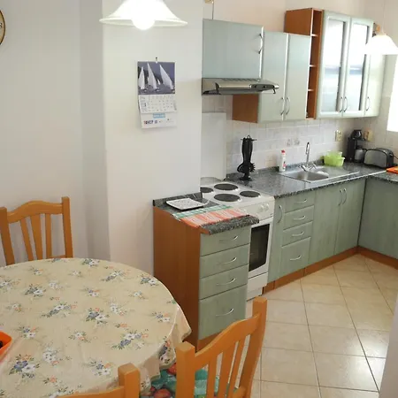 Apartment Sandra Kat Near Sea And Crikvenica