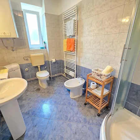 Apartment Sandra Kat Near Sea And Crikvenica