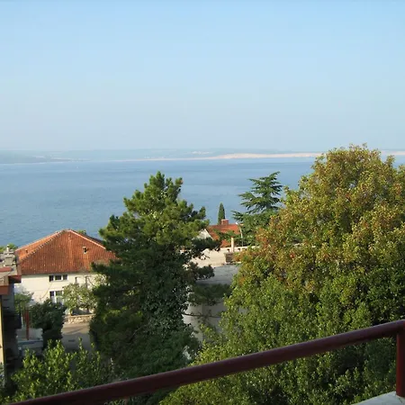 Sandra Kat Near Sea And Apartman *
